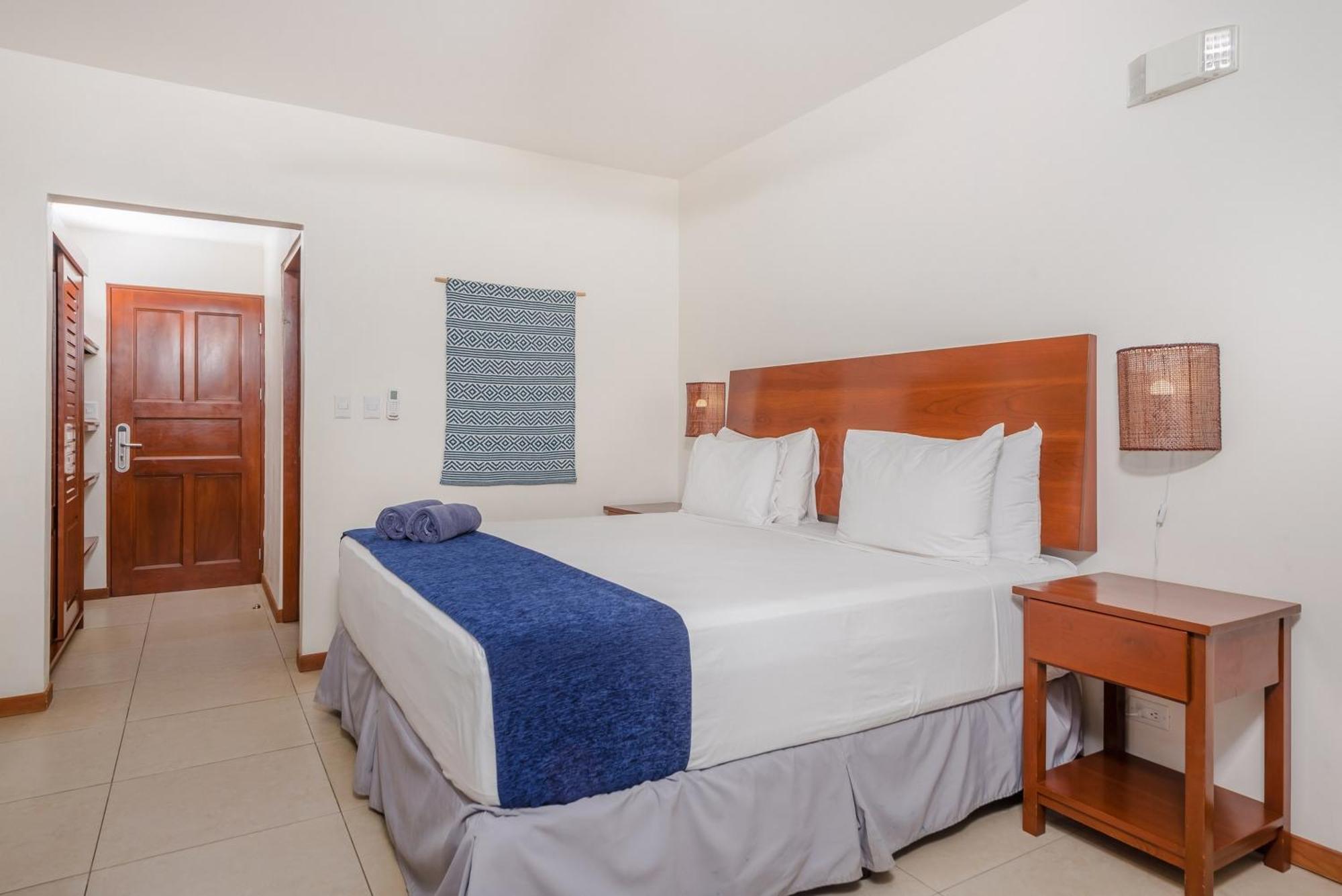 The Coast Beachfront Hotel Tamarindo Ruang foto